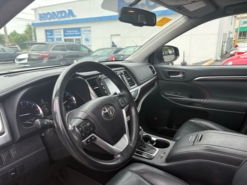 2015 Toyota Highlander Limited V6