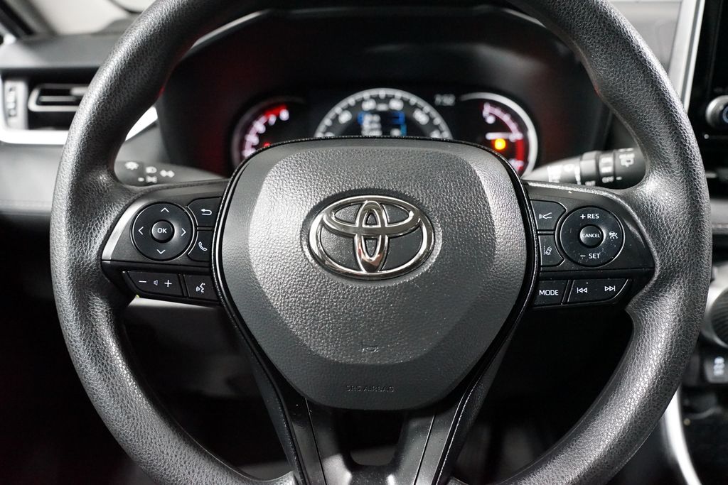 Thumbnail: 2025 Toyota RAV4 - 12