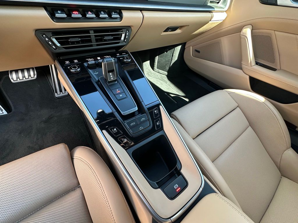 Thumbnail: 2023 Porsche 911 - 31