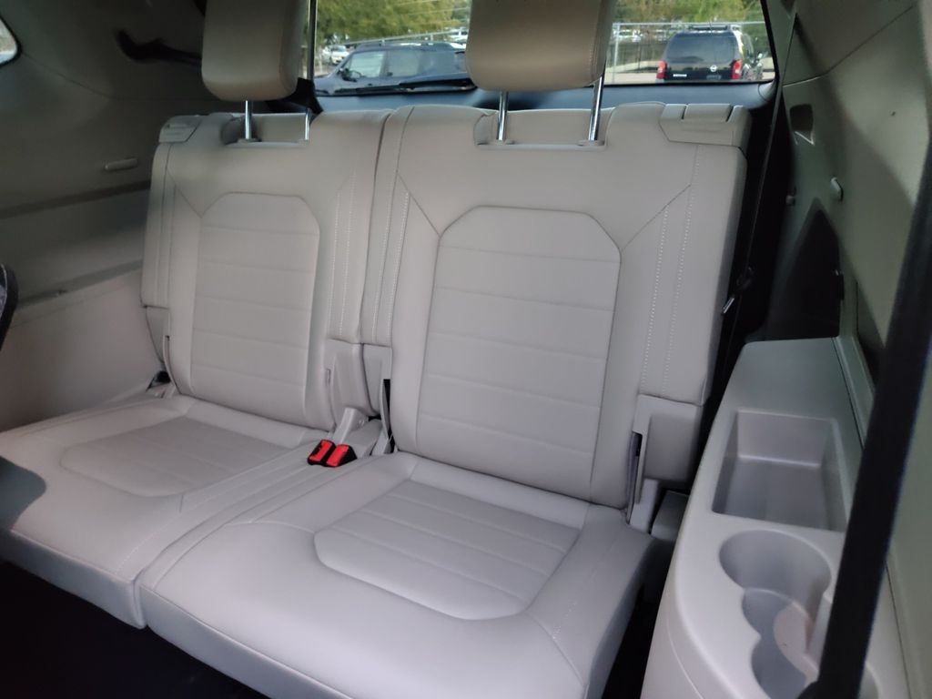 Used Car 2021 Volkswagen Atlas  3.6l V6 Sel Premium R-line For Sale Under $35,000 In Austin, Texas