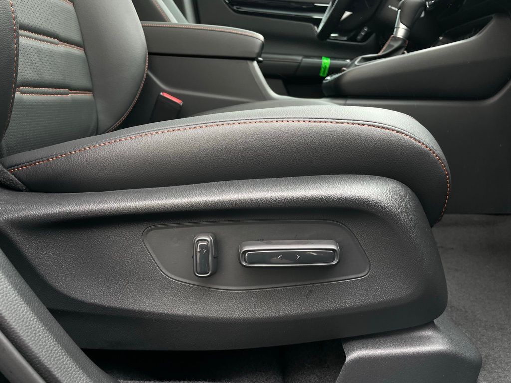 Thumbnail: 2026 Honda CR-V - 25