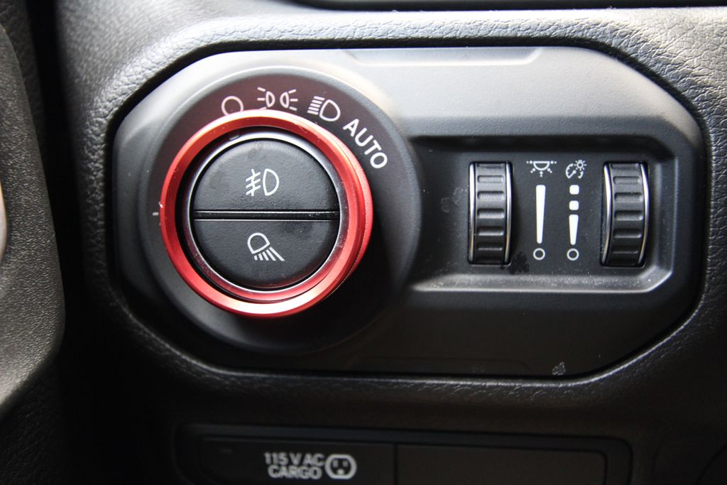 Used 2020 Jeep Gladiator Truck