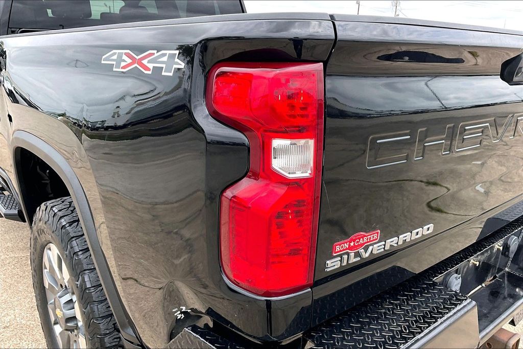 Used 2022 Chevrolet Silverado 2500HD Custom 4D Crew Cab