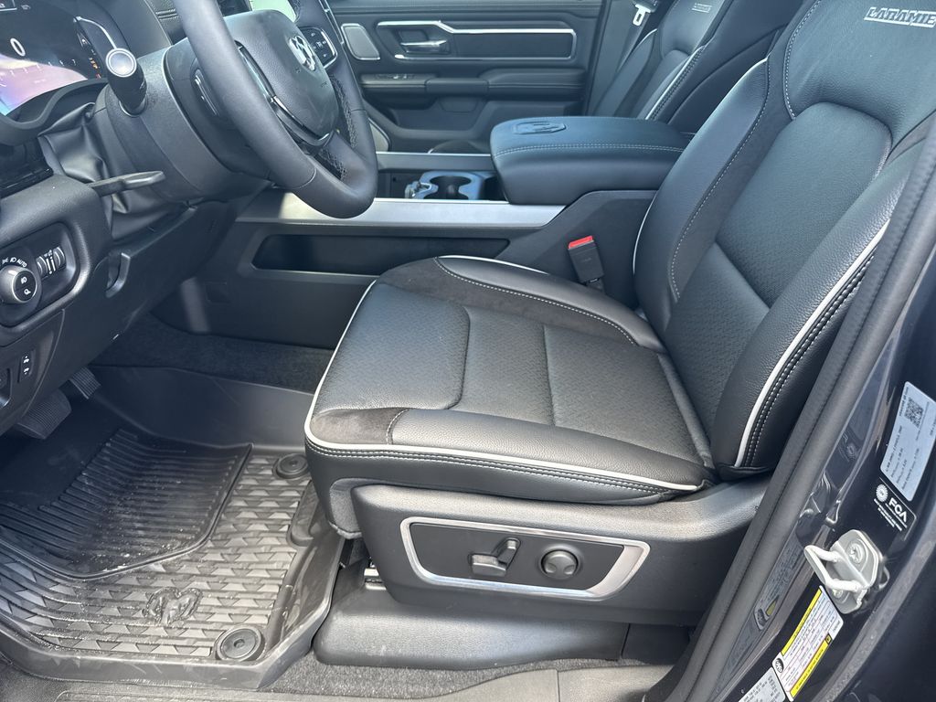 2026 Ram 1500 Laramie - 11