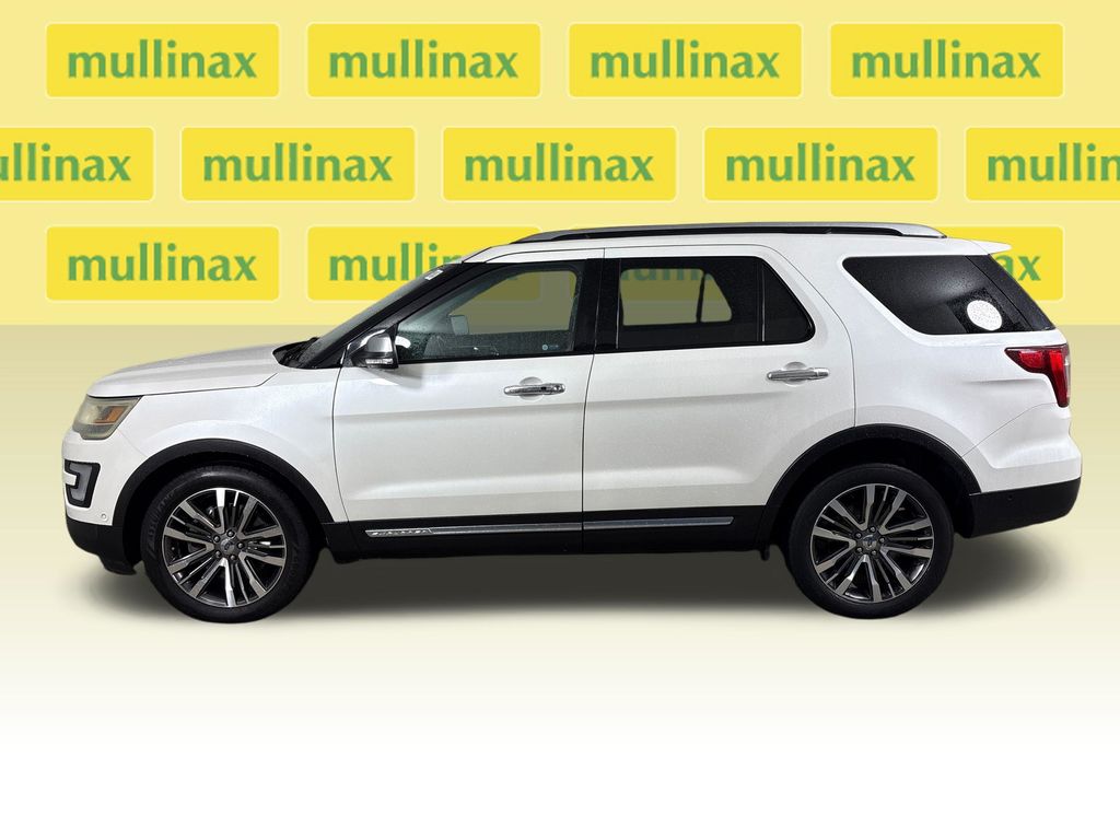 Used 2016 White Ford Platinum image 12
