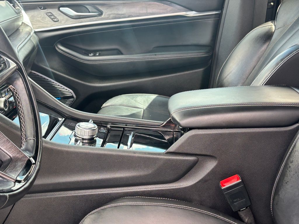 Used Car 2022 Jeep Grand Cherokee L  Overland For Sale Under $35,000 In Austin, Texas