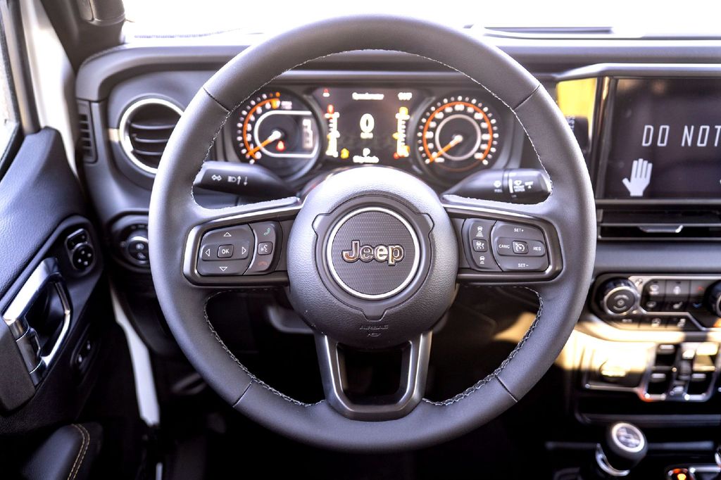New Car 2025 Jeep Gladiator  For Sale Under $50,000 In Taylor, Texas