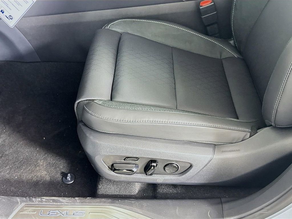 Thumbnail: 2026 Lexus RX - 21