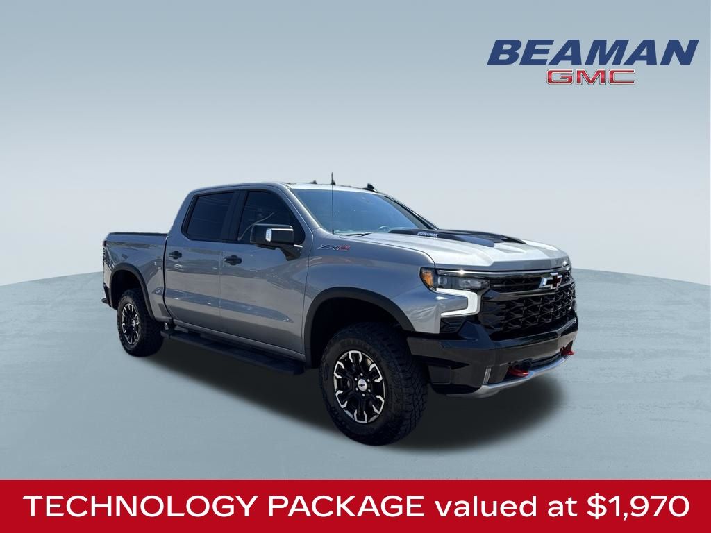 Sterling Gray Metallic 2024 Chevrolet Silverado 1500 Pickup Truck Four-Wheel Drive Automatic