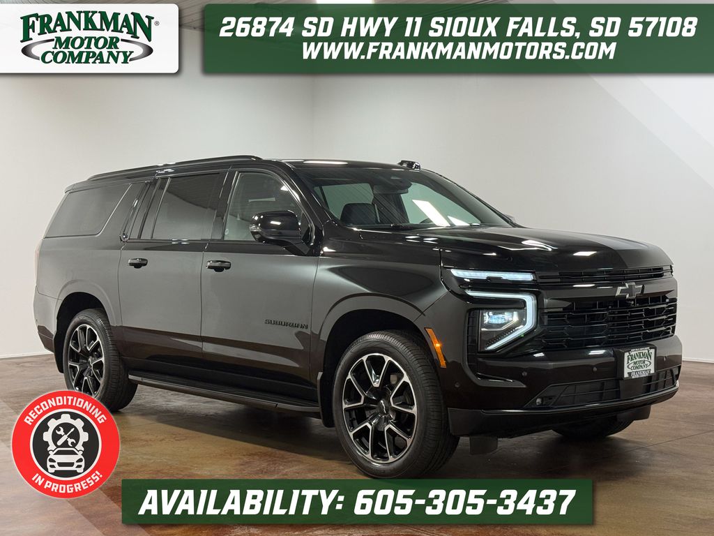  2025 Chevrolet Suburban RST 4WD   