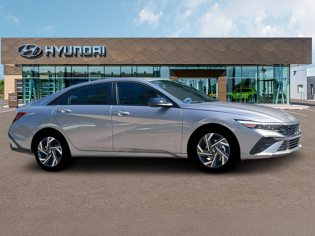2025 Hyundai Elantra Sport 10