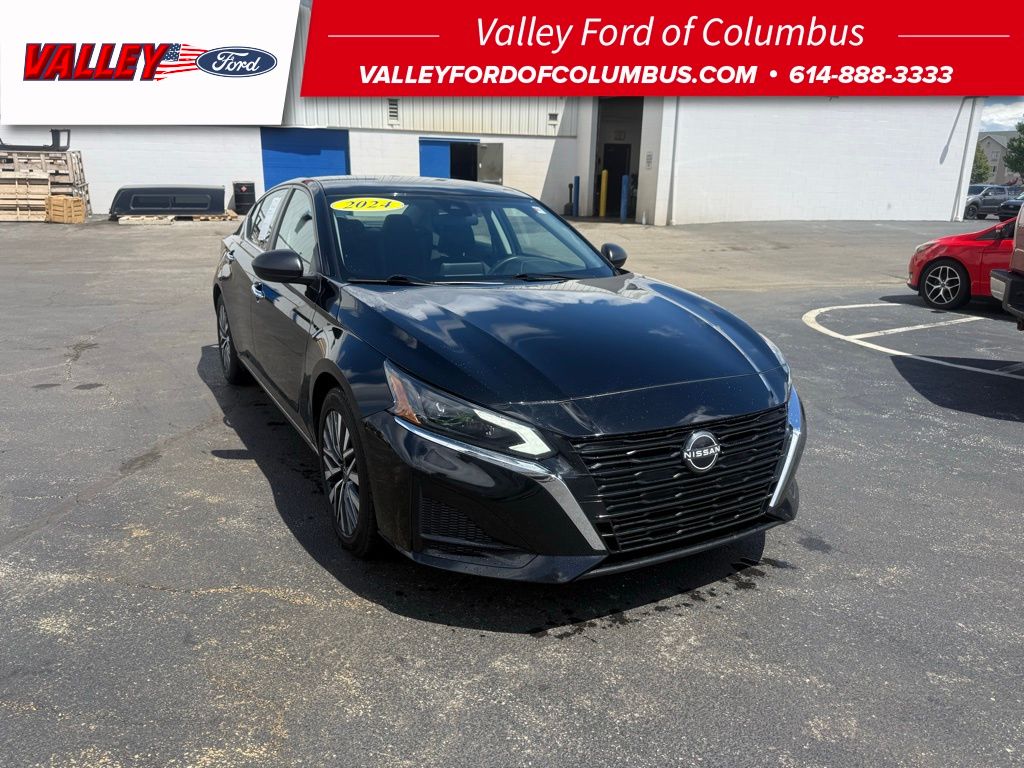 2024 Nissan Altima 2.5 SV FWD
