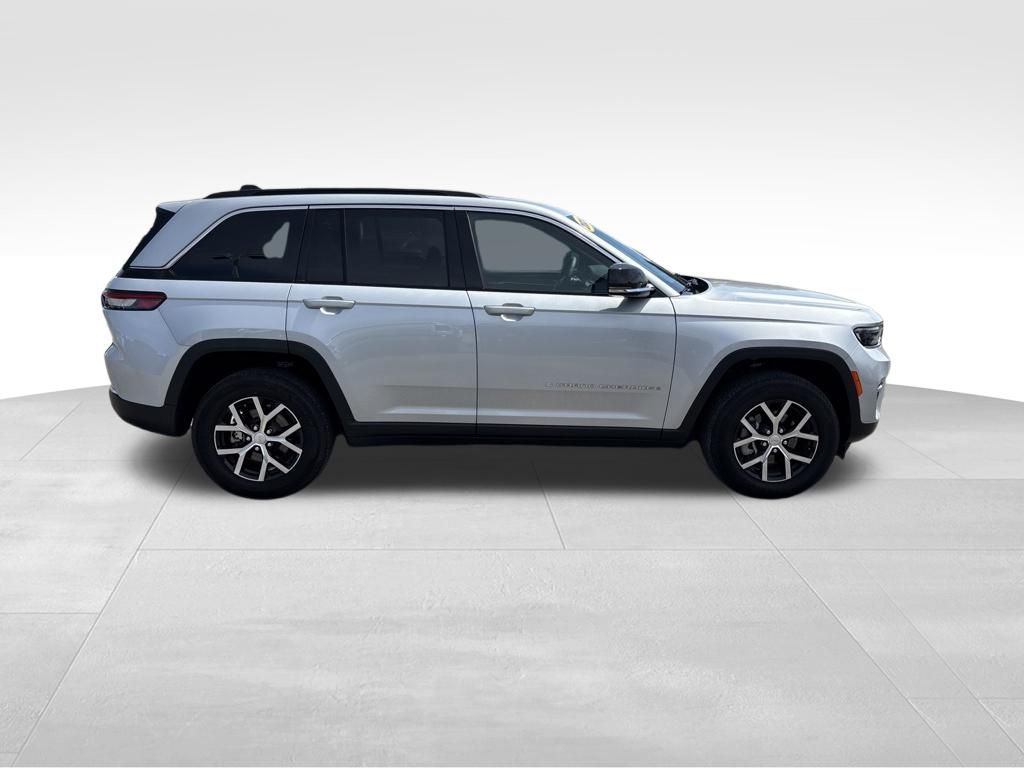 Used 2024 Jeep Grand Cherokee SUV