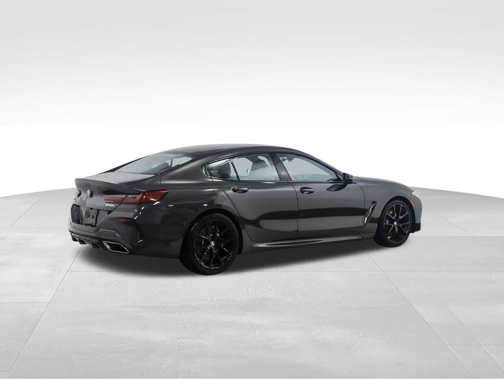 2022 BMW 8 Series  5