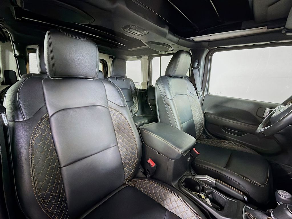 Used 2021 Jeep Wrangler SUV