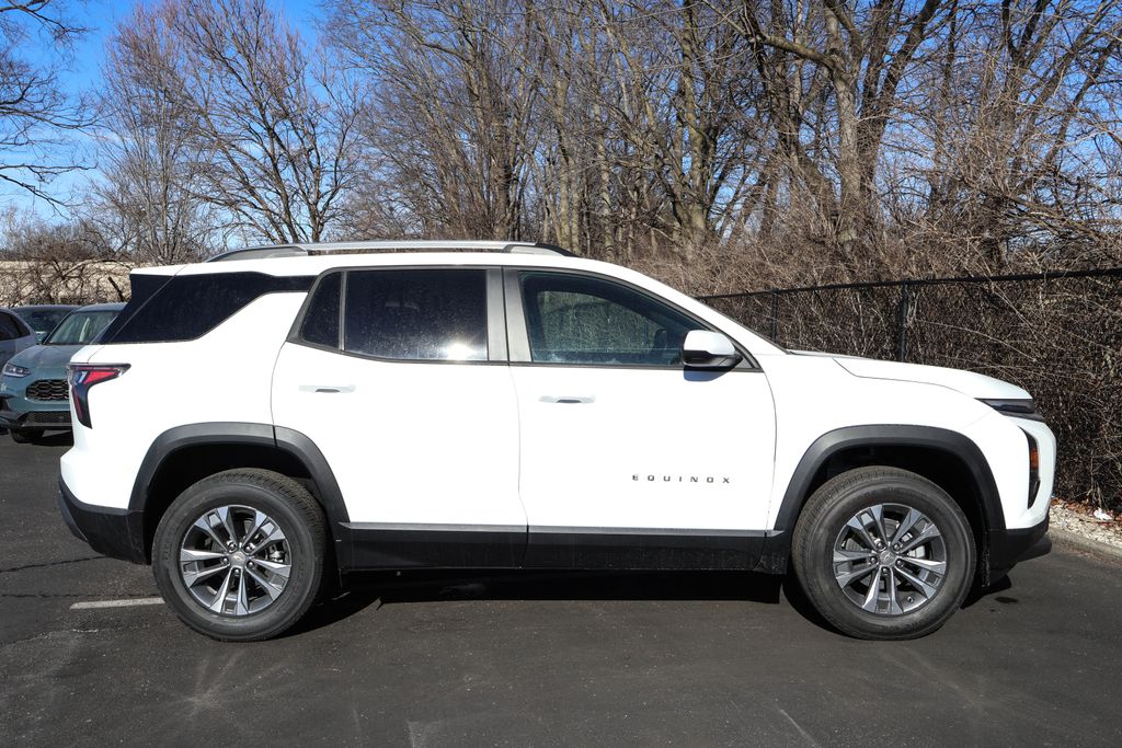 2025 Chevrolet Equinox LT 9