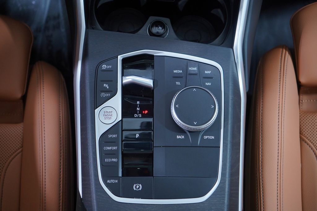 Thumbnail: 2023 BMW 3 Series - 14