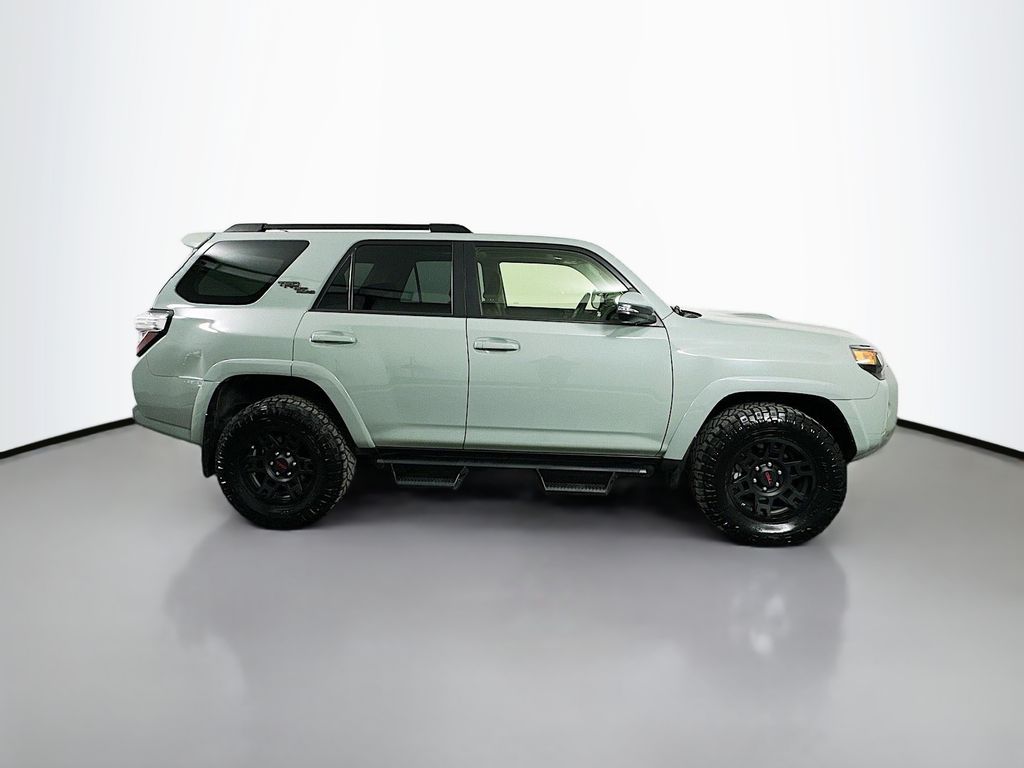 Thumbnail: 2023 Toyota 4Runner - 4