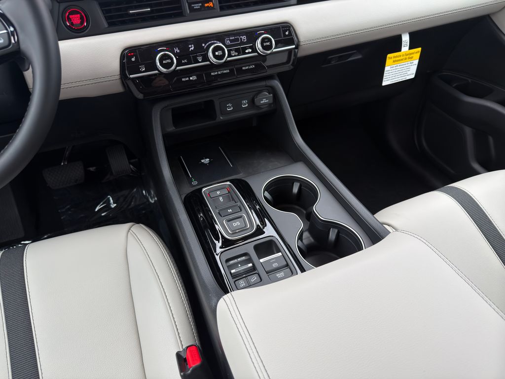 Thumbnail: 2026 Honda Pilot - 16