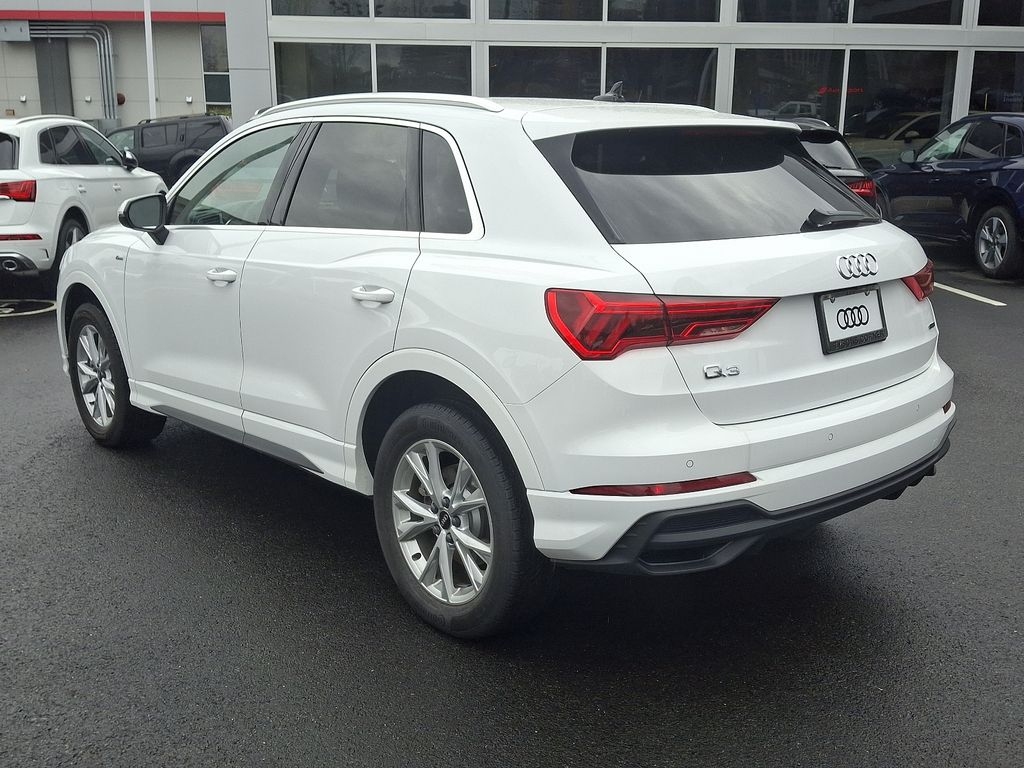 2024 Audi Q3  4