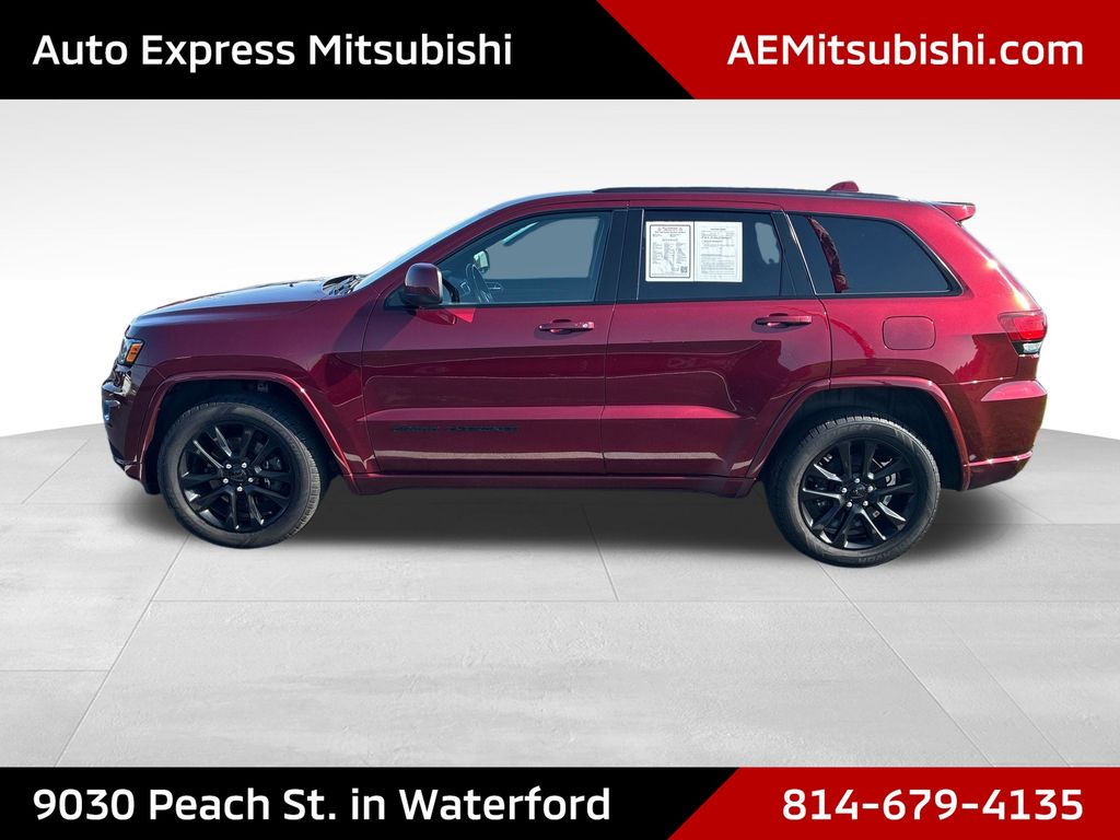 2021 Jeep Grand Cherokee Laredo X - 3
