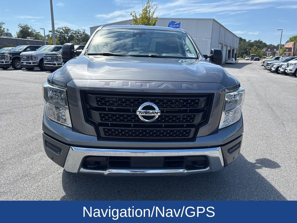 2022 Nissan Titan SV