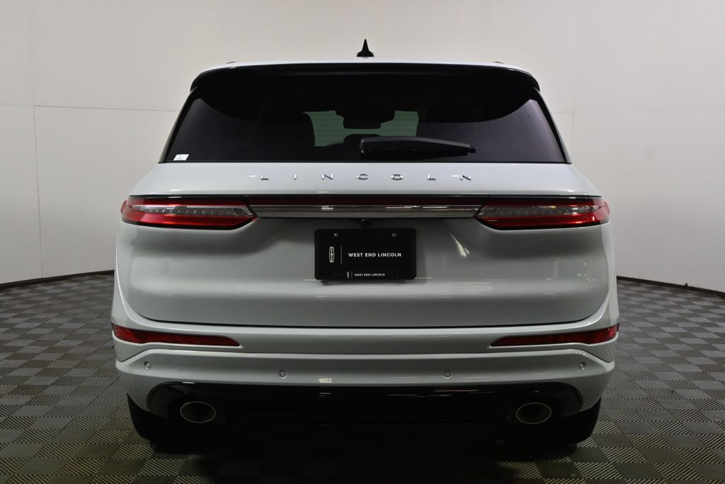 New 2026 White Lincoln Premiere image 5