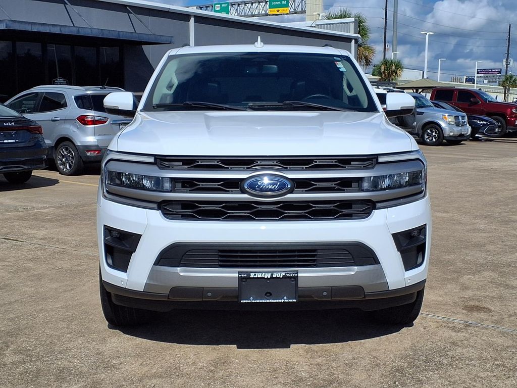 2022 Ford Expedition XLT White at EAG Ford Navasota