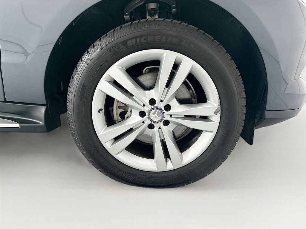 Thumbnail: 2012 Mercedes-Benz M-Class - 31