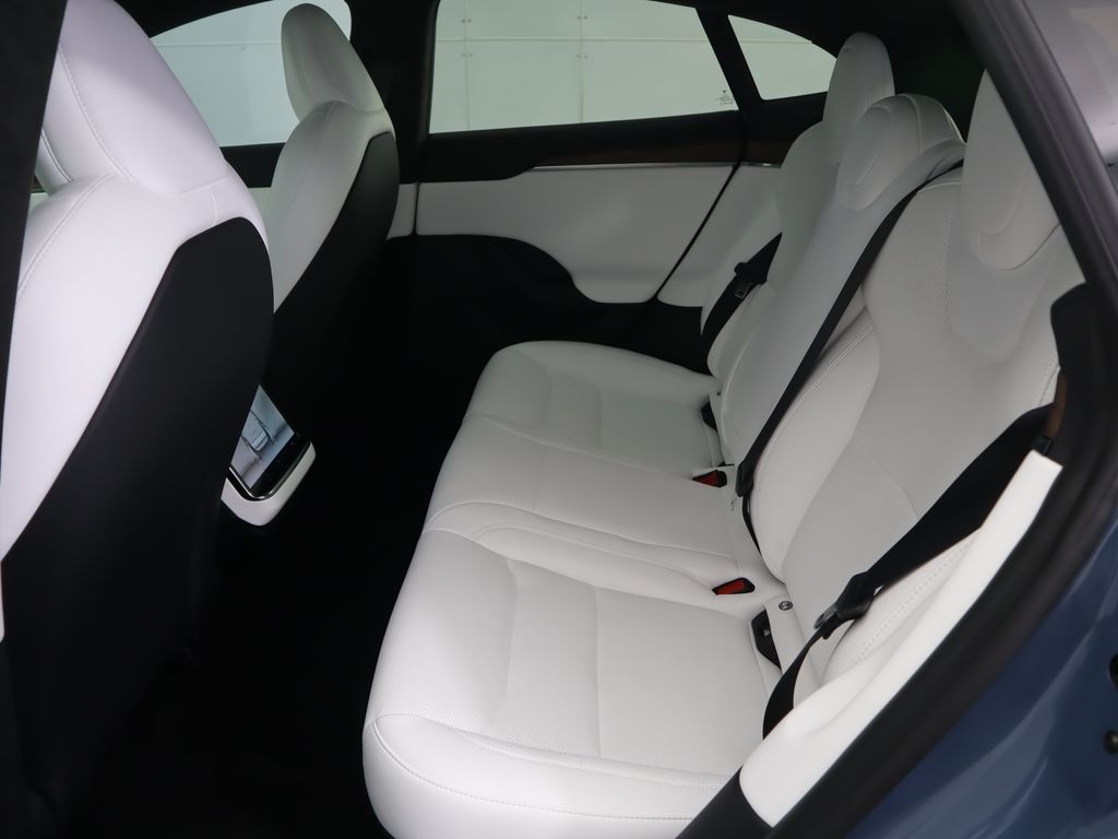 Thumbnail: 2026 Tesla Model S - 22