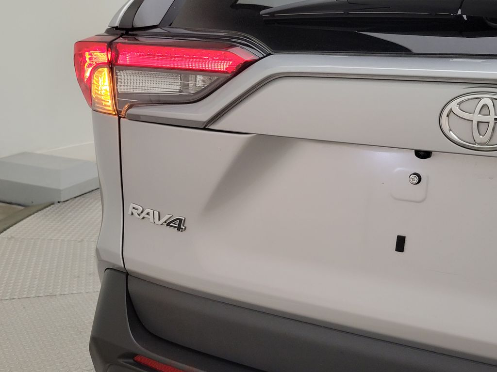 Thumbnail: 2025 Toyota RAV4 - 9