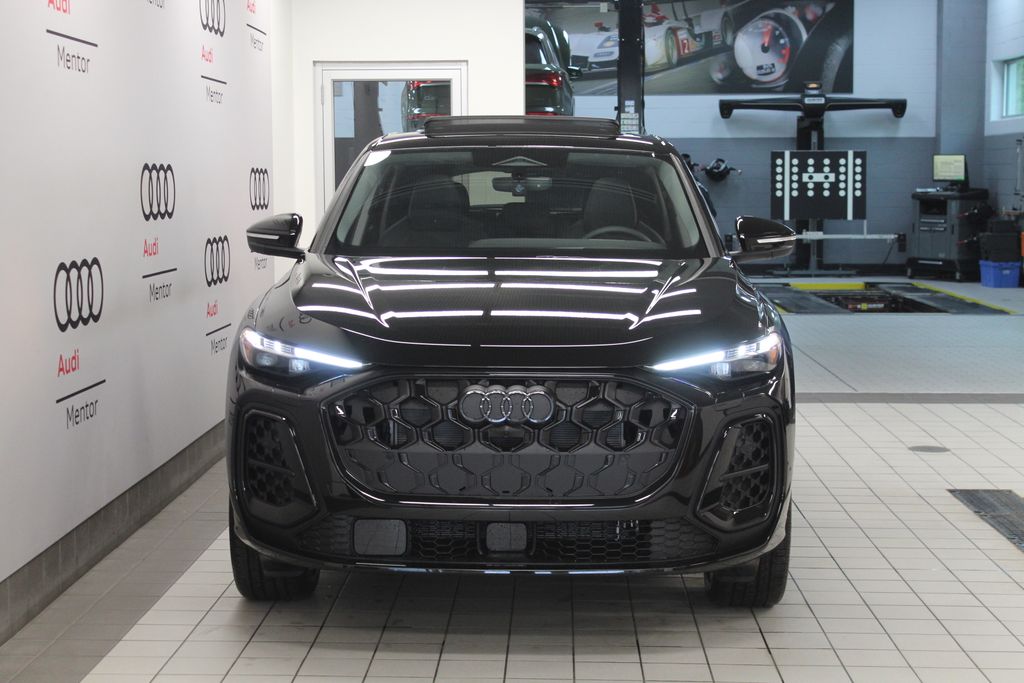 Thumbnail: 2026 Audi Q5 - 9