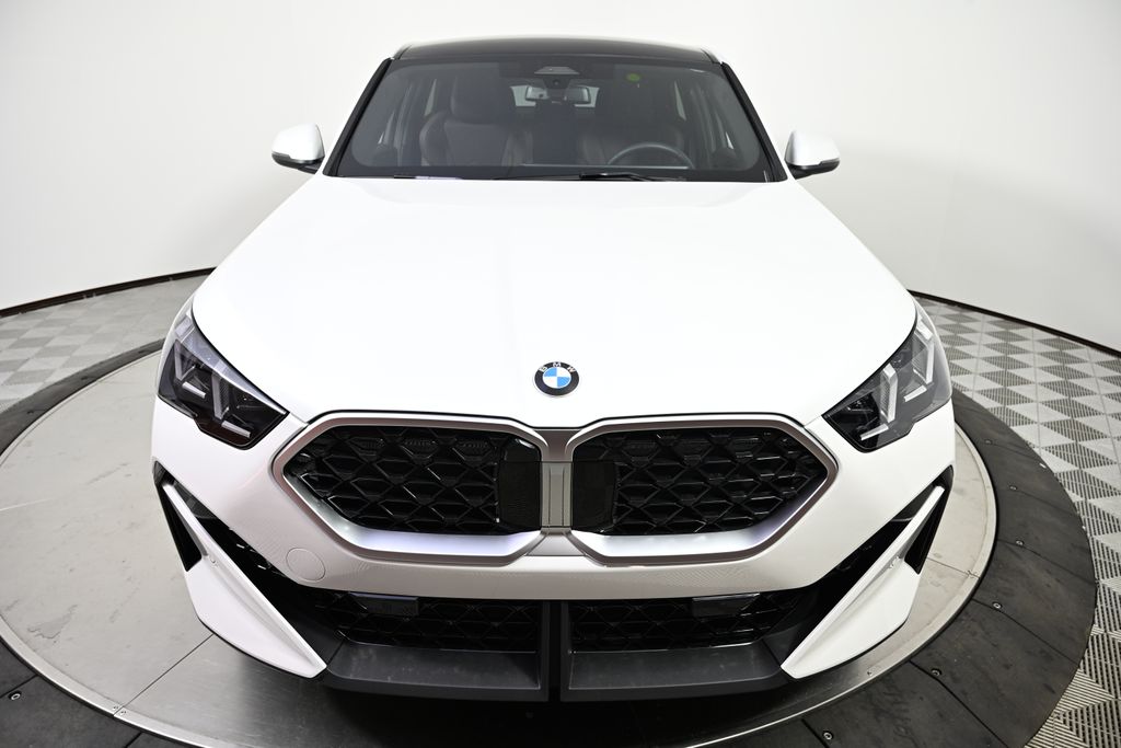Thumbnail: 2025 BMW X2 - 8