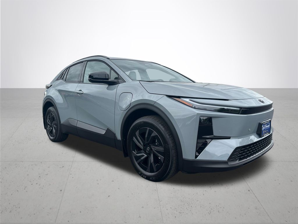 2026 Toyota C-HR SE