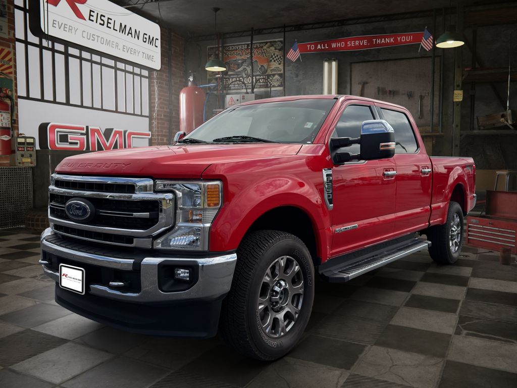 2022 Ford F-250 Super Duty Lariat Crew Cab 4WD