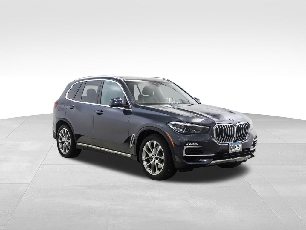 Thumbnail: 2021 BMW X5 - 6