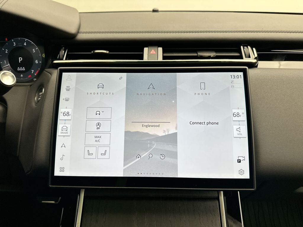 2026 Land Rover Range Rover Velar Dynamic SE 12