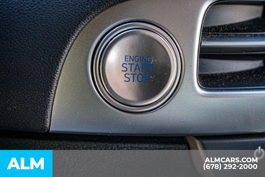 Used 2025 Red Hyundai SEL image 45