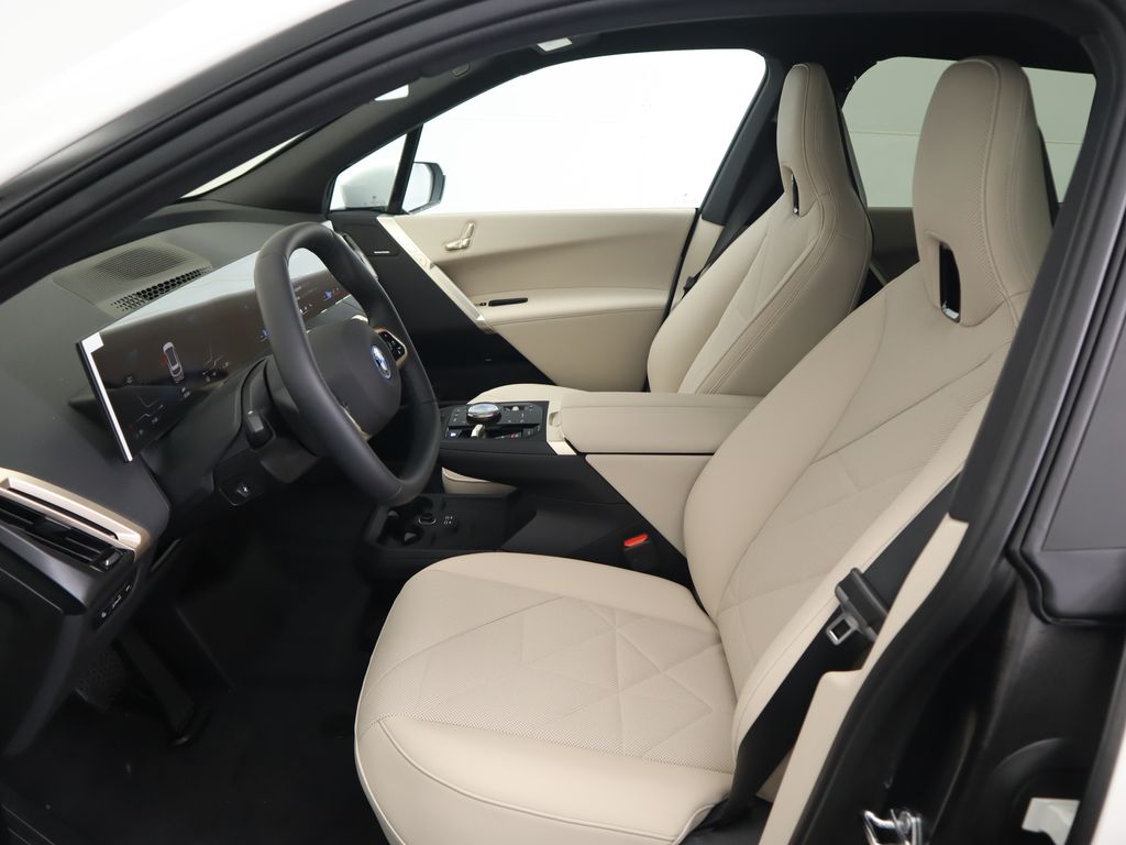 2025 BMW iX xDrive50 20