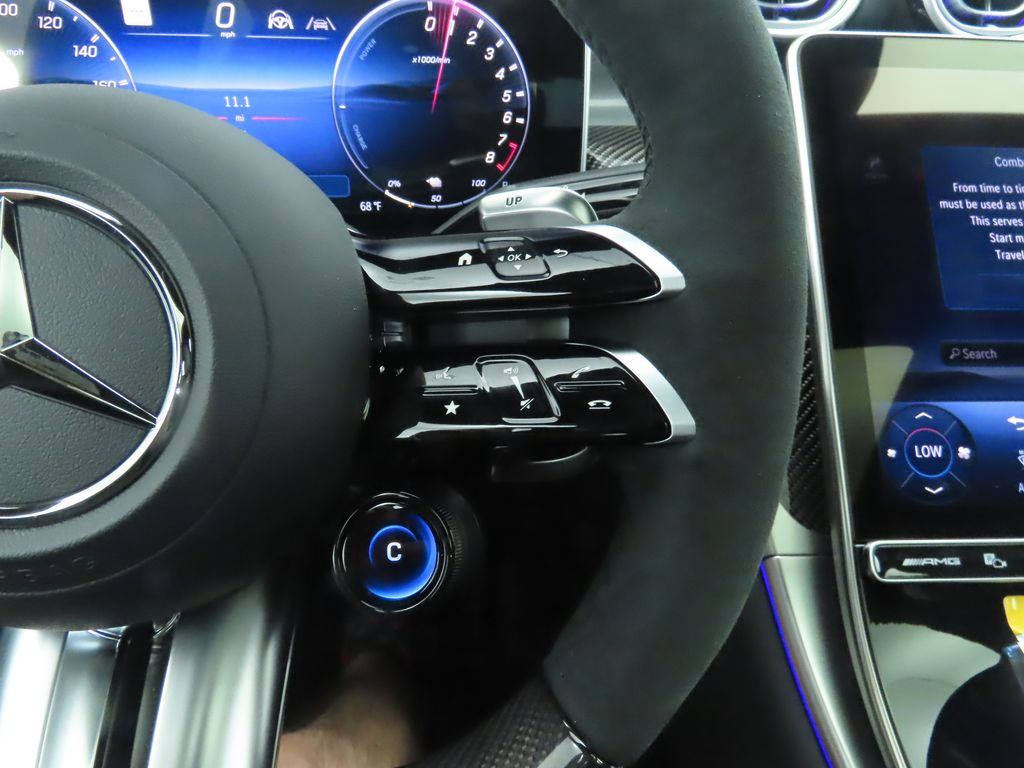 2025 Mercedes-Benz GLC 63 AMG 13