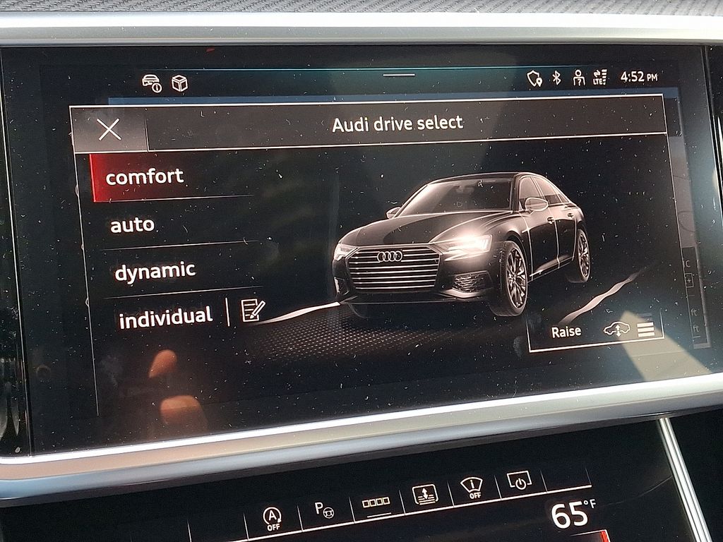 Thumbnail: 2025 Audi S6 - 19