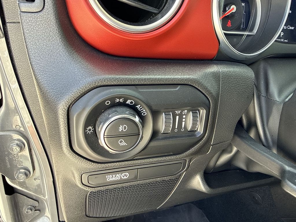 Thumbnail: 2022 Jeep Gladiator - 27