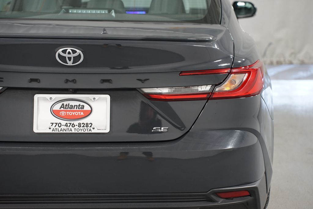 Thumbnail: 2025 Toyota Camry - 10