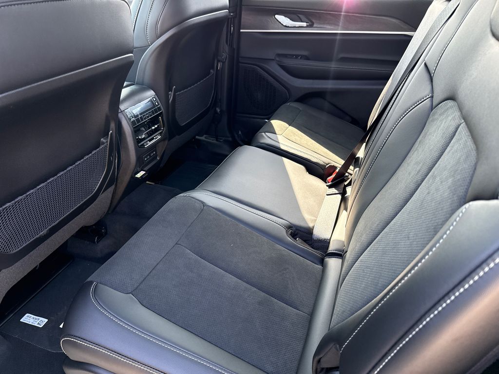 New 2026 Jeep Grand Cherokee L SUV