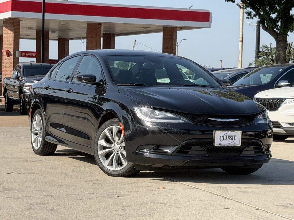 Phantom Black Tri-Coat Pearl 2015 Chrysler 200 Sedan All-Wheel Drive 9-Speed Automatic