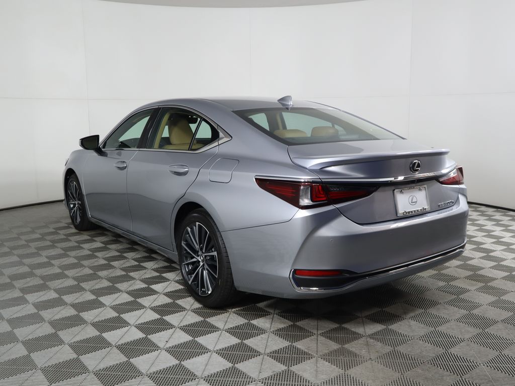 Thumbnail: 2025 Lexus ES - 7