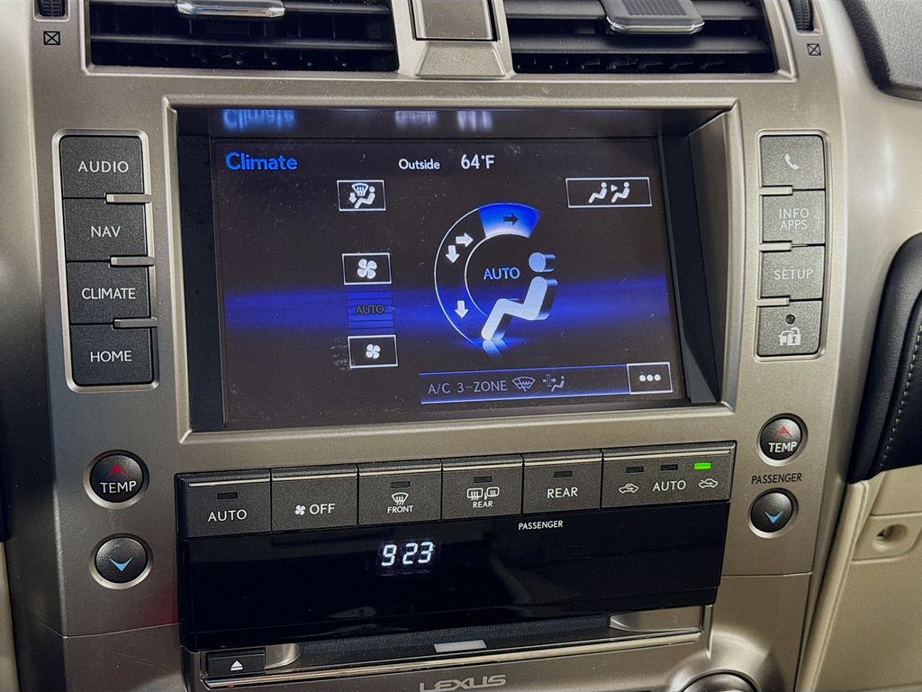 2020 Lexus GX 460 16
