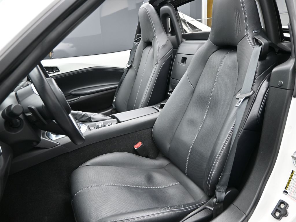 2022 Mazda MX-5 Miata RF Grand Touring