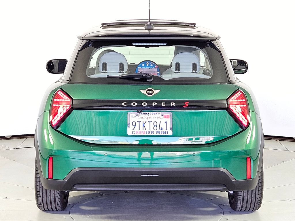 Thumbnail: 2025 MINI Cooper - 8