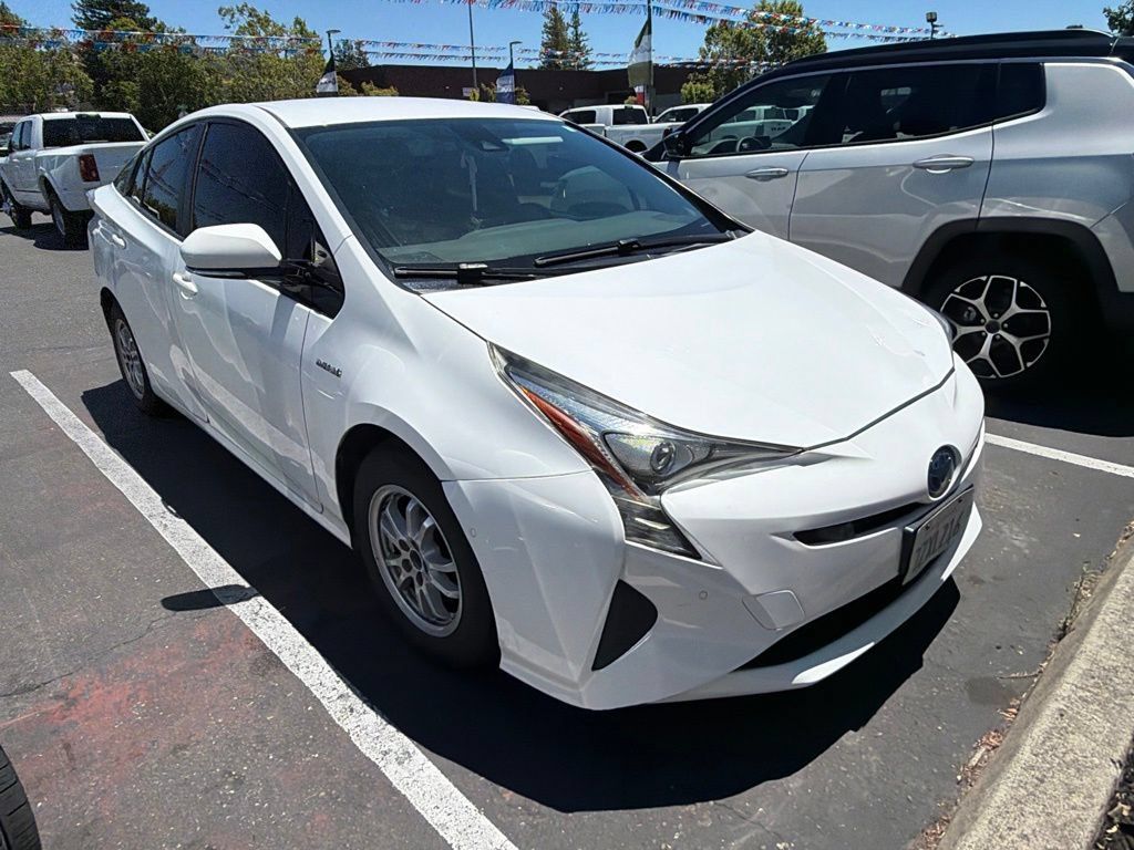 2017 Toyota Prius Two FWD